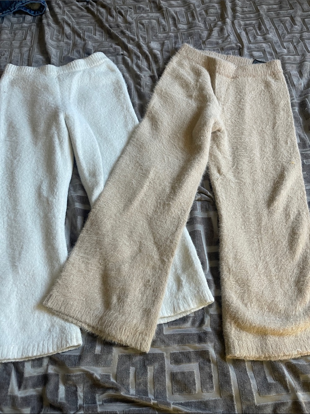 2 H&M Kids Fuzzy pants